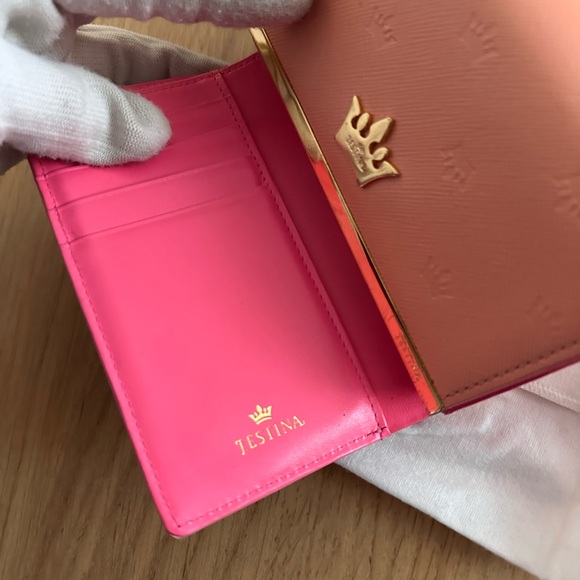 J.Estina tri-fold short wallet - Picture 8 of 12